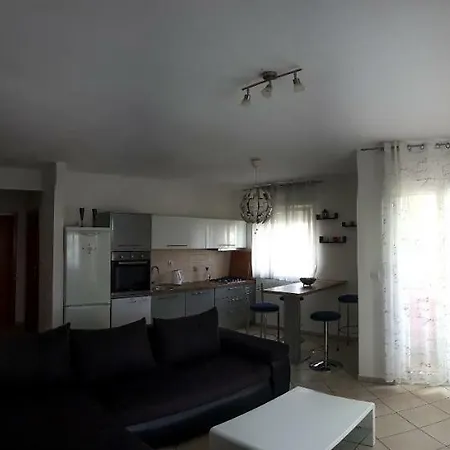 Apartman Paola *